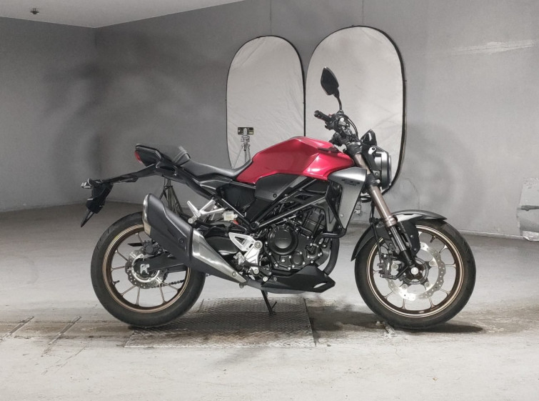 Мотоцикл Honda CB250R с пробегом 10562 km