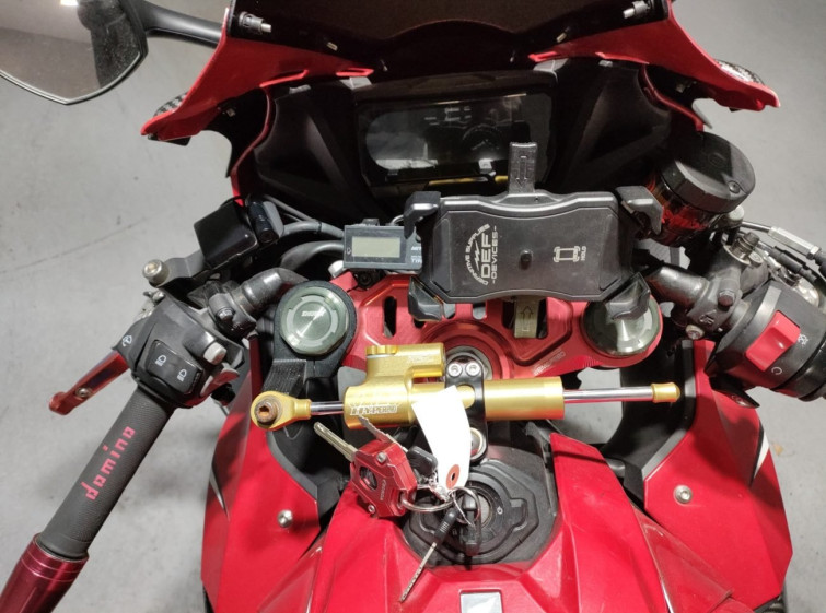 Мотоцикл Honda CB650R с пробегом 22240 km