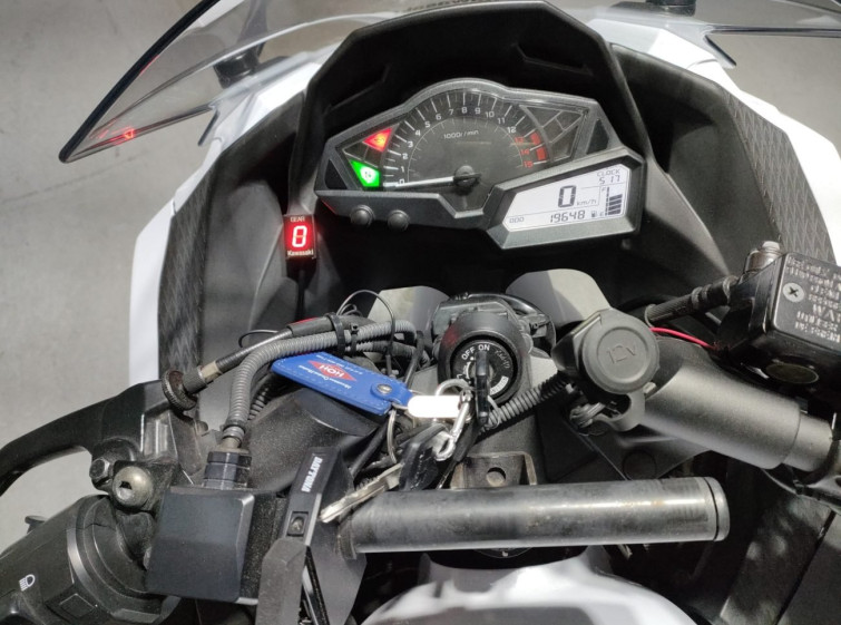 Мотоцикл Kawasaki NINJA250 с пробегом 19648 km