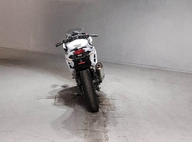 Мотоцикл Kawasaki NINJA250 с пробегом 19648 km