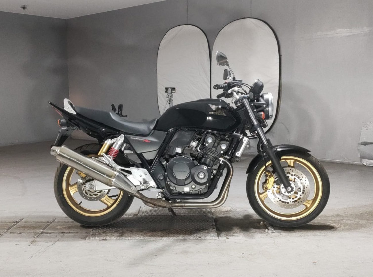 Мотоцикл Honda CB400SFV з пробігом 10395 km