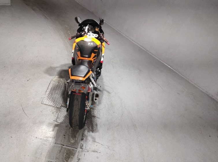 Мотоцикл Honda CBR1000RR з пробігом 65427 km