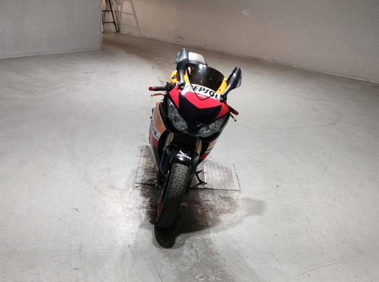 Мотоцикл Honda CBR1000RR з пробігом 65427 km