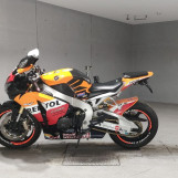 Мотоцикл Honda CBR1000RR з пробігом 65427 km