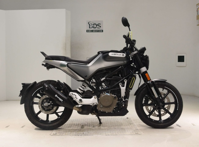 Мотоцикл Husqvarna SVARTPILEN 250 с пробегом 3485 km