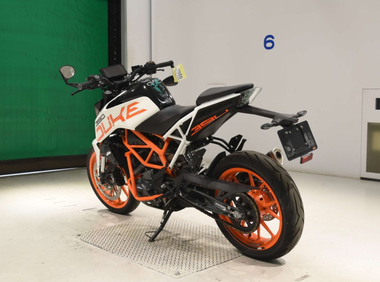 Мотоцикл KTM 390 DUKE з пробігом 10334 km