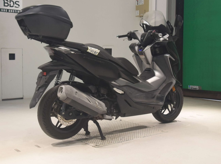 Мотоцикл Honda FORZA с пробегом 33156 km