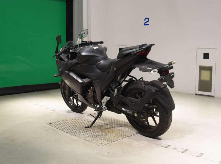 Мотоцикл Suzuki GIXXER250SF с пробегом 3056 km