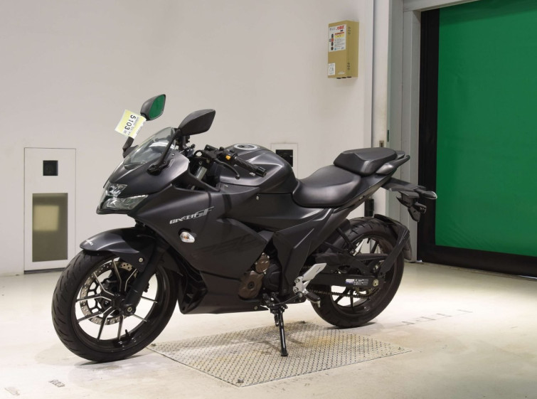 Мотоцикл Suzuki GIXXER250SF с пробегом 3056 km