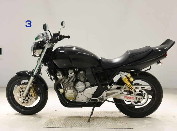 Мотоцикл Yamaha XJR400 з пробігом 4640 km