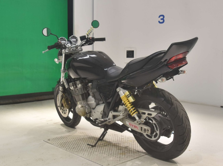 Мотоцикл Yamaha XJR400 з пробігом 4640 km