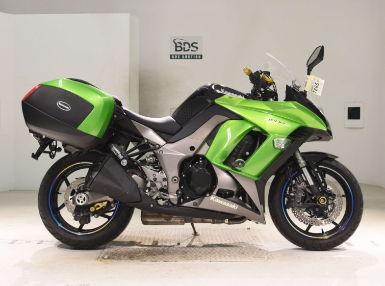 Мотоцикл Kawasaki Z1000SXA з пробігом 17691 km