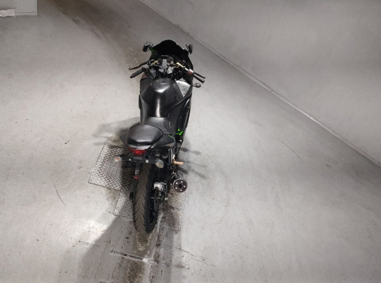 Мотоцикл Kawasaki NINJA250R з пробігом 26961 km