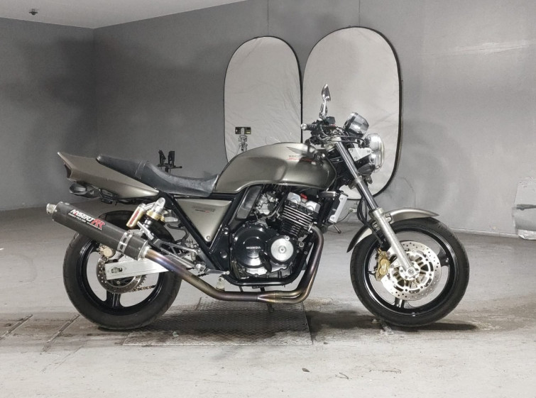 Мотоцикл Honda CB400SF с пробегом 14575 km