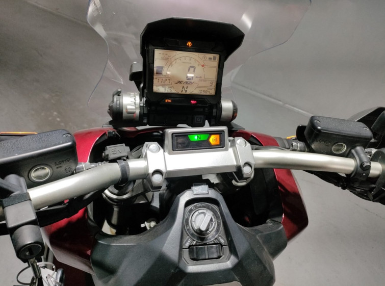 Мотоцикл Honda X-ADV750 с пробегом 10984 km