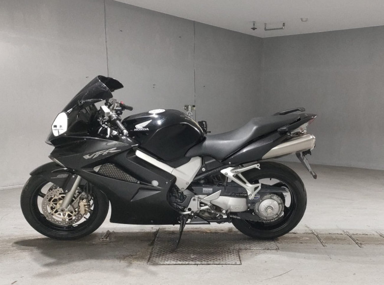 Мотоцикл Honda VFR800F с пробегом 31489 km