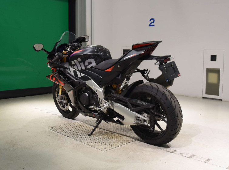 Мотоцикл Aprilia RSV4 1100 FACTORY с пробегом 10884 km