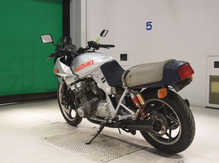 Мотоцикл Suzuki GSX750S KATANA с пробегом 20286 km