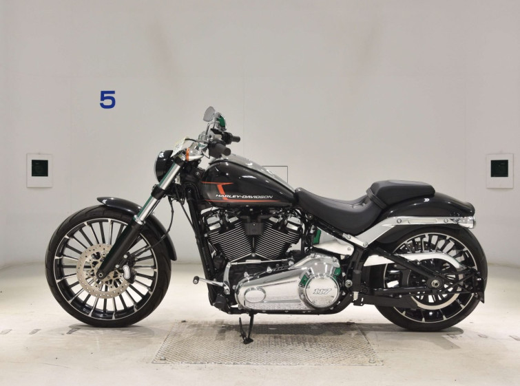 Мотоцикл HD FXBR1920 з пробігом 7411 km