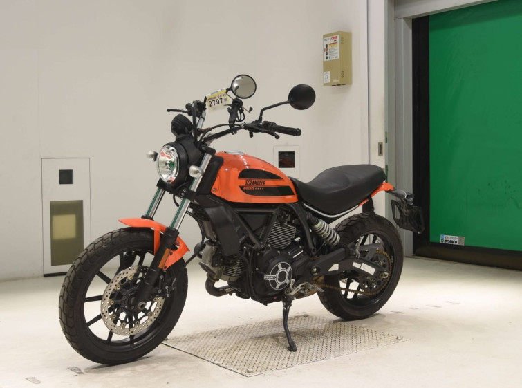 Мотоцикл Ducati SCRAMBLER SIXTY2 с пробегом 3617 km