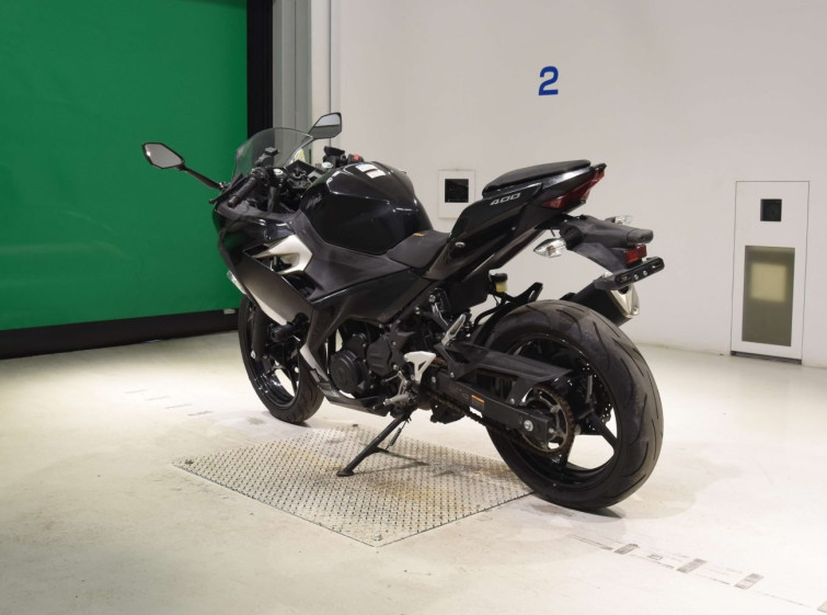 Мотоцикл Kawasaki NINJA400 с пробегом 21403 km