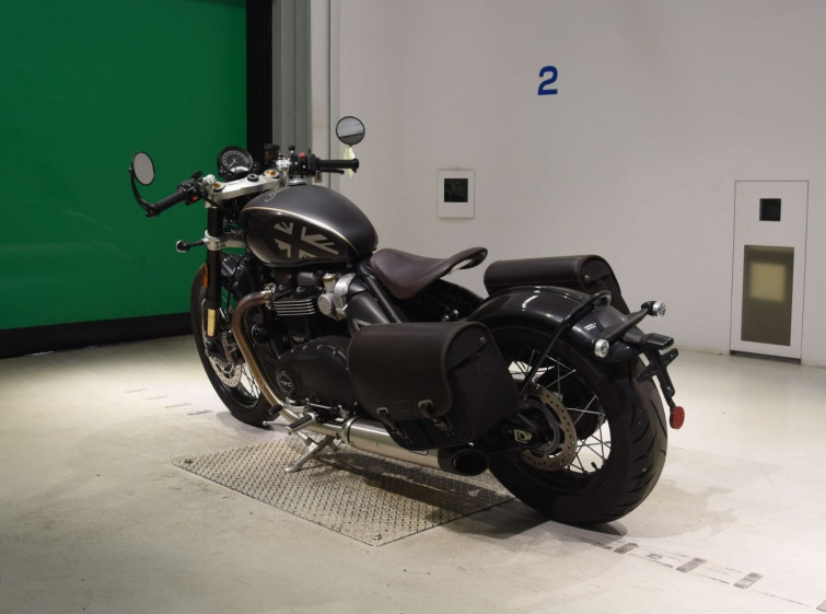 Мотоцикл Triumph BONNEVILLE BOBBER з пробігом 4341 km