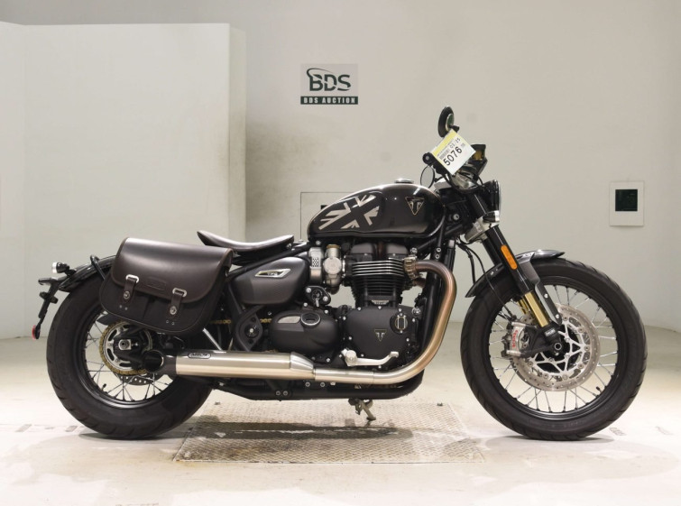 Мотоцикл Triumph BONNEVILLE BOBBER з пробігом 4341 km