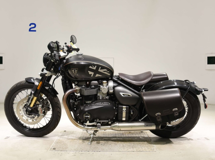 Мотоцикл Triumph BONNEVILLE BOBBER з пробігом 4341 km