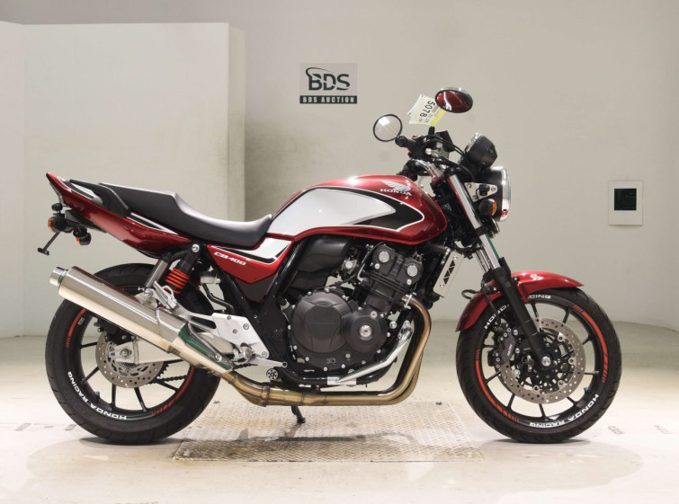 Мотоцикл Honda CB400SFV з пробігом 7888 km