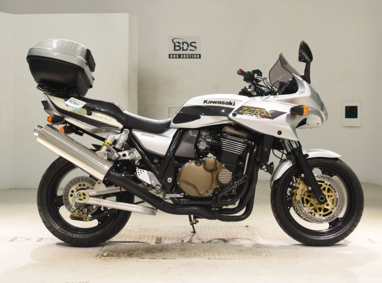 Мотоцикл Kawasaki ZRX1200S с пробегом 27784 km
