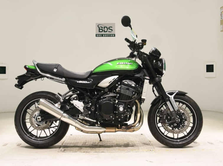 Мотоцикл Kawasaki Z900RS с пробегом 1017 km