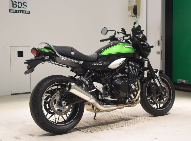 Мотоцикл Kawasaki Z900RS с пробегом 1017 km