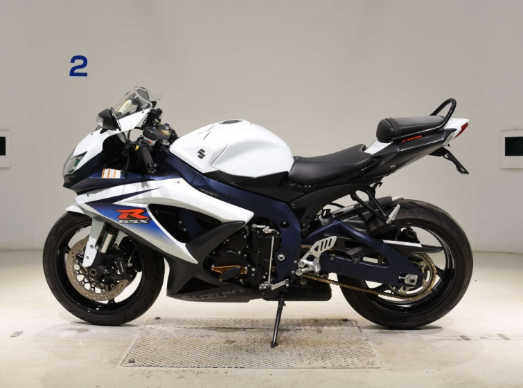 Мотоцикл Suzuki GSX-R750 з пробігом 15988 km