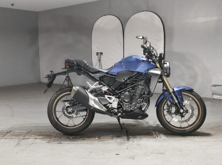 Мотоцикл Honda CB250R з пробігом 3560 km