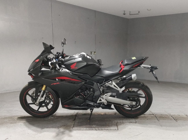 Мотоцикл Honda CBR250RR з пробігом 6215 km