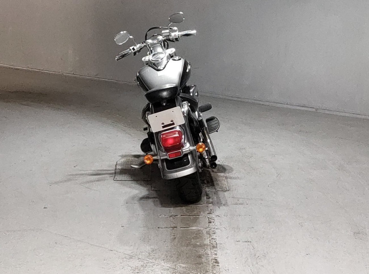 Мотоцикл Suzuki INTRUDER 400 CLASSIC с пробегом 31799 km
