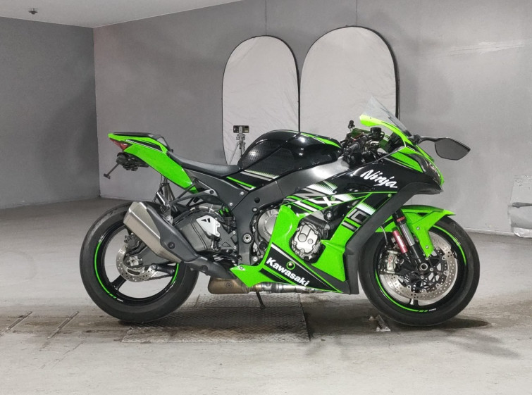 Мотоцикл Kawasaki NINJA ZX-10R з пробігом 42072 km