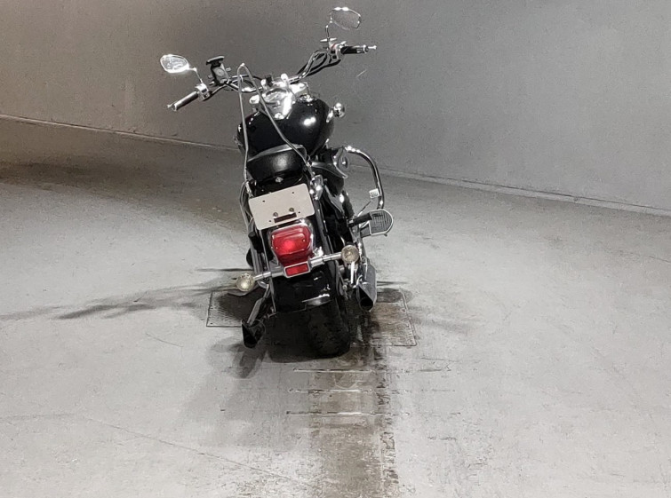 Мотоцикл Suzuki INTRUDER 400 CLASSIC с пробегом 34309 km