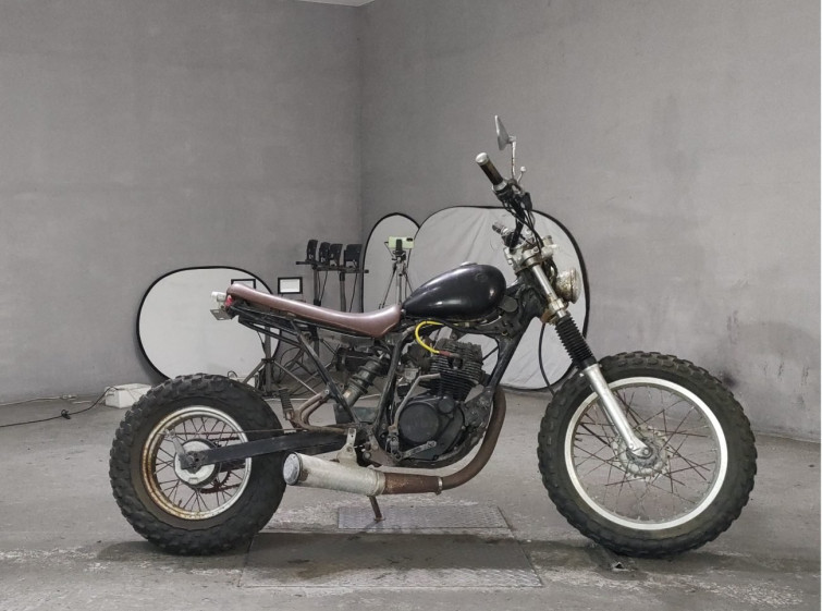 Мотоцикл Yamaha TW200 с пробегом 7600 km