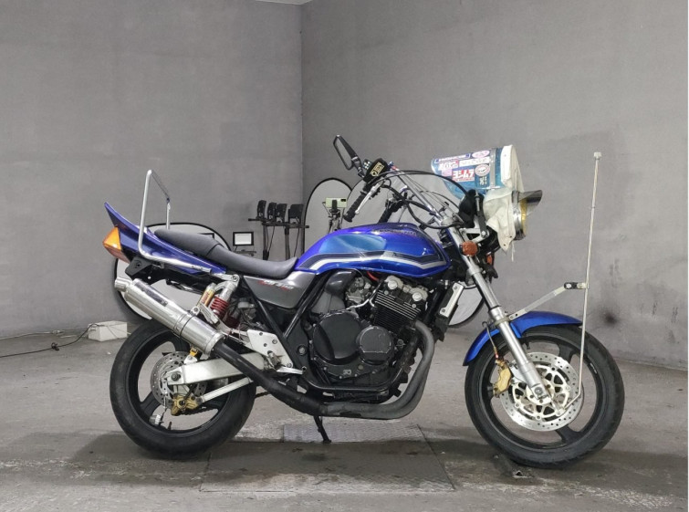 Мотоцикл Honda CB400SFV з пробігом 72160 km
