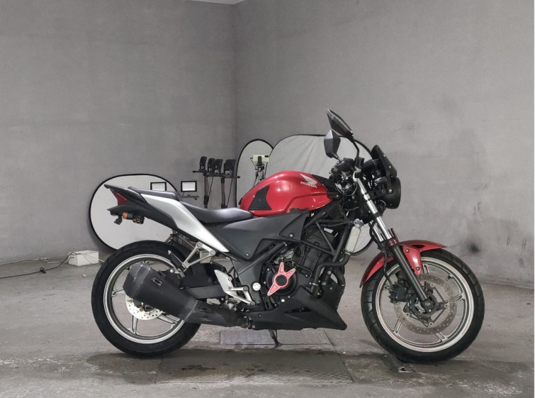 Мотоцикл Honda CBR250R