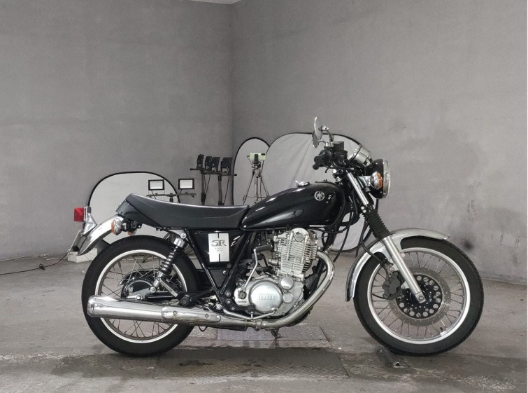 Мотоцикл Yamaha SR400 з пробігом 33302 km