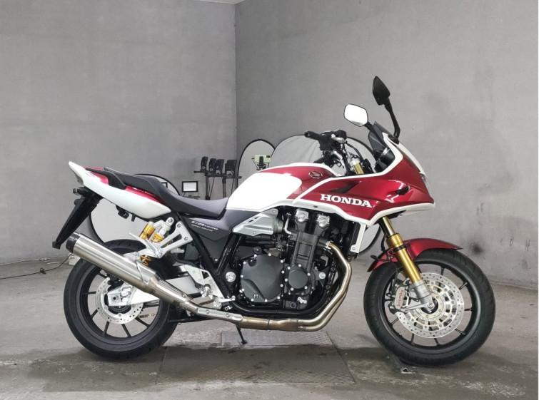 Мотоцикл Honda CB1300SF з пробігом 148 km