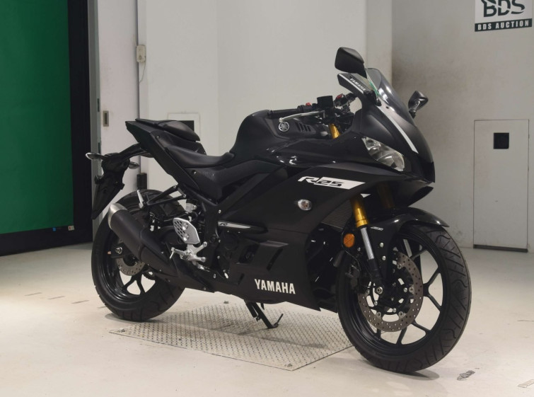 Мотоцикл Yamaha YZF-R25A с пробегом 2782 km