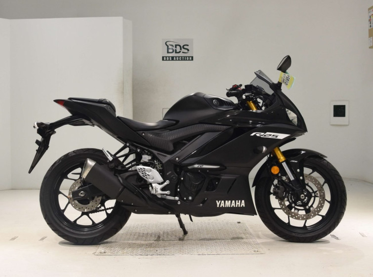 Мотоцикл Yamaha YZF-R25A с пробегом 2782 km