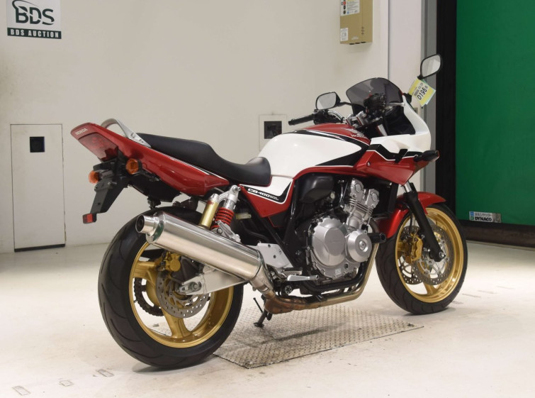 Мотоцикл Honda CB400SF BOLDOR з пробігом 12492 km