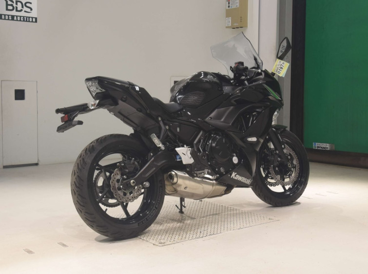 Мотоцикл Kawasaki NINJA650 с пробегом 6564 km