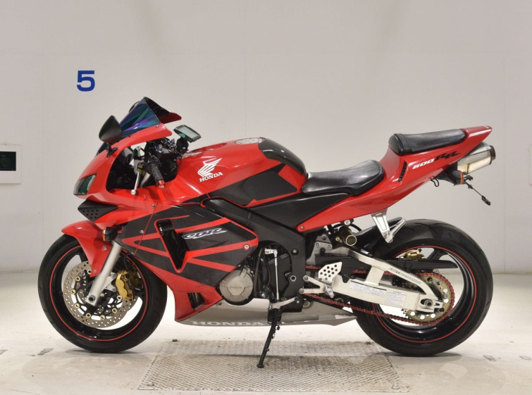 Мотоцикл Honda CBR600RR с пробегом 34815 km
