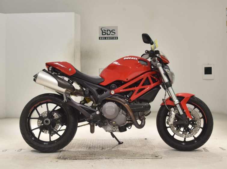 Мотоцикл Ducati MONSTER 796 с пробегом 27408 km