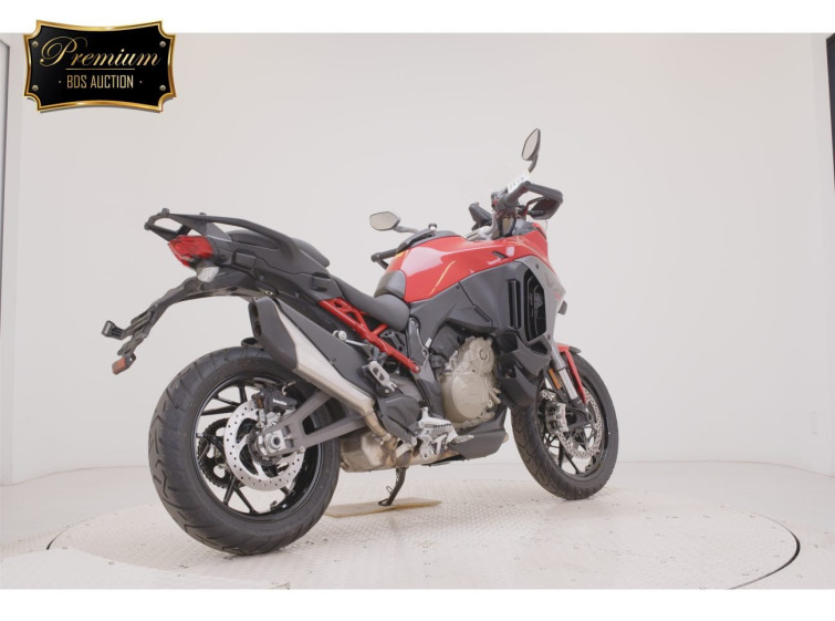 Мотоцикл Ducati MULTISTRADA V4S с пробегом 1013 km